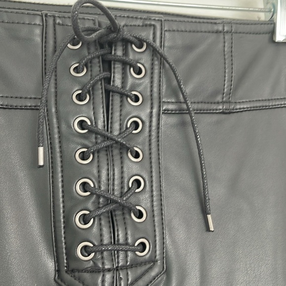We The Free Faux Leather Crvy Lace Up Black Stretch Skinny Pants Size 28 - Picture 3 of 7